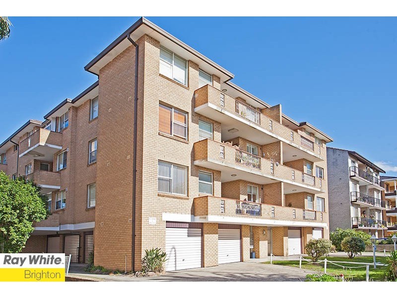 2/219-221 President Avenue, Monterey NSW 2217