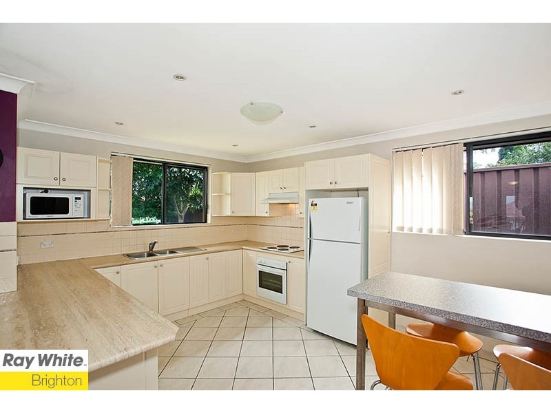 139 Moorefields Road, Roselands NSW 2196