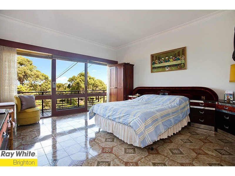 54 Elm Street, Lugarno NSW 2210