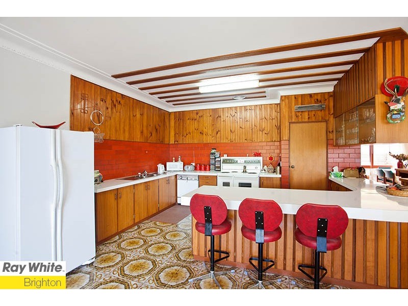 54 Elm Street, Lugarno NSW 2210