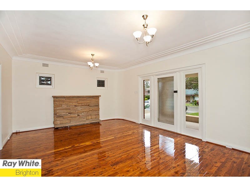 7 Hinkler  Avenue, Caringbah NSW 2229