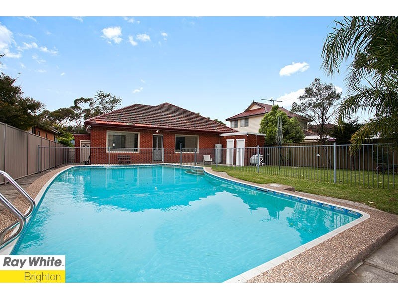 7 Hinkler  Avenue, Caringbah NSW 2229