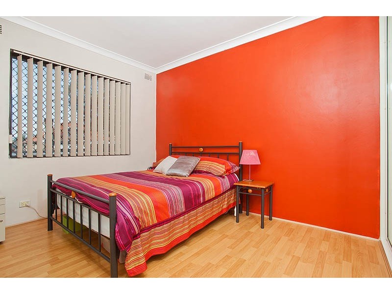 3/64-66 Hampton Court Road, Carlton NSW 2218