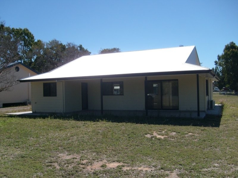 5B Baker Street, Nebo QLD 4742