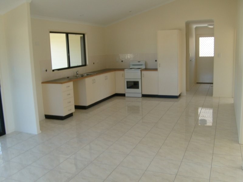 5B Baker Street, Nebo QLD 4742