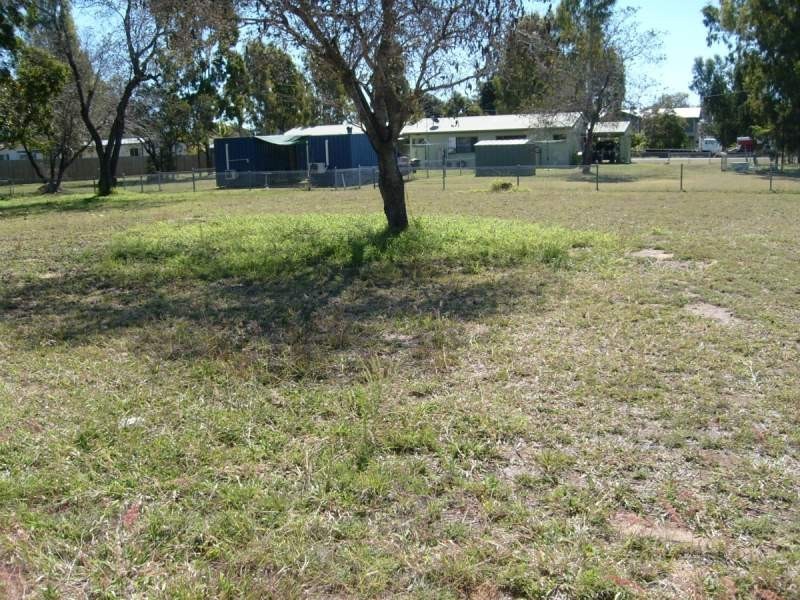 5B Baker Street, Nebo QLD 4742