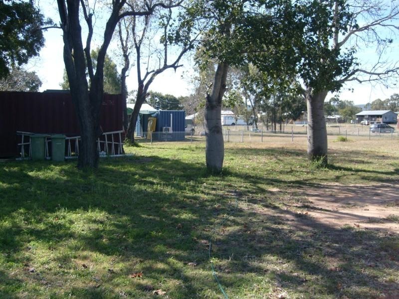5 Baker Street, Nebo QLD 4742