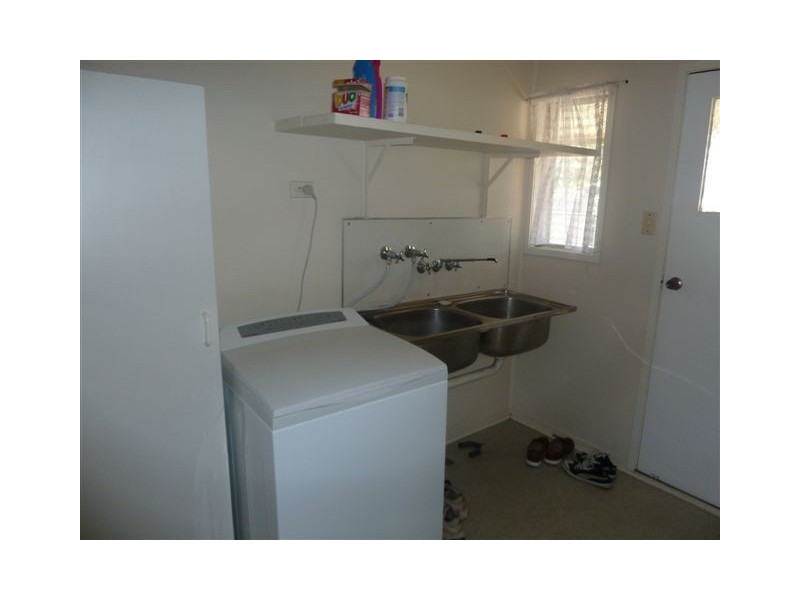 32 BEARDMORE CRESCENT, Dysart QLD 4745