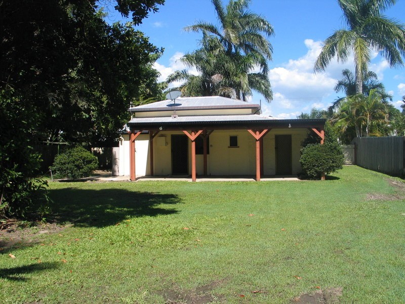14 PRATT STREET, Mackay QLD 4740