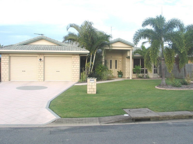 27 WINDSOR STREET, Mackay QLD 4740