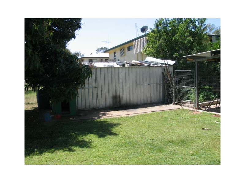52 WINTERER CRESCENT, Dysart QLD 4745
