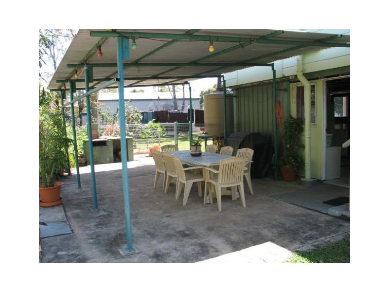 52 WINTERER CRESCENT, Dysart QLD 4745