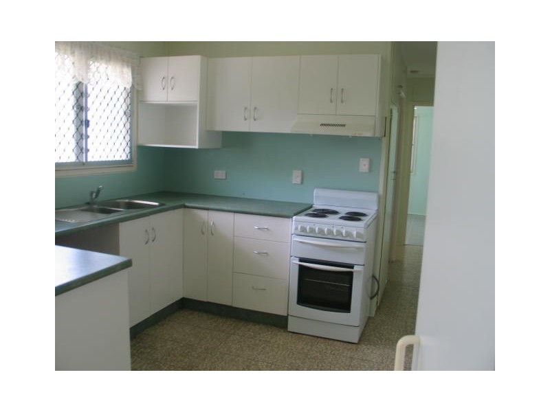 14 WEIR STREET, Mackay QLD 4740