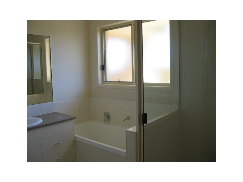 UNIT 2/4 COOGEE, Blacks Beach QLD 4740