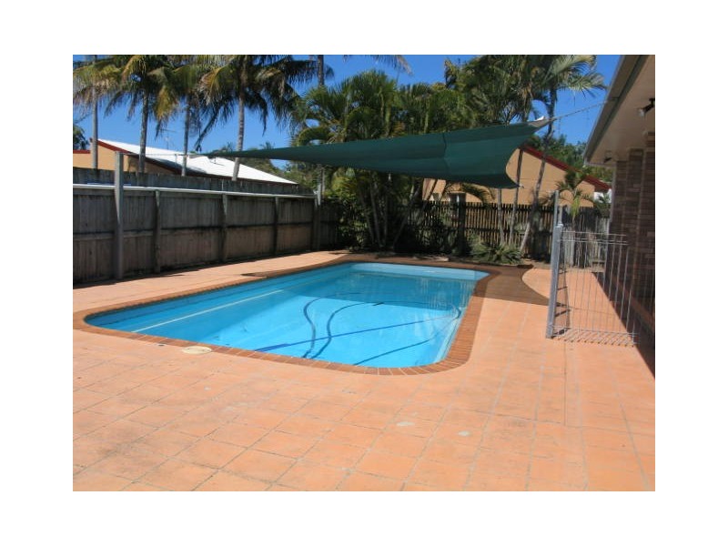 12 JANELLE COURT, Andergrove QLD 4740