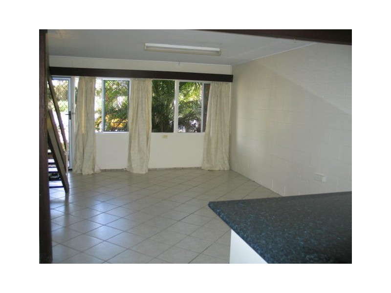 2/38 HAMILTON STREET, North Mackay QLD 4740