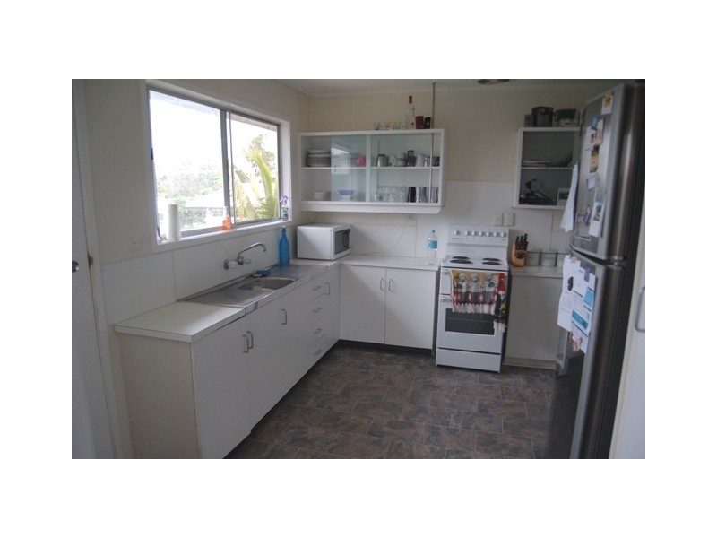 2 CALVERT COURT, Dysart QLD 4745