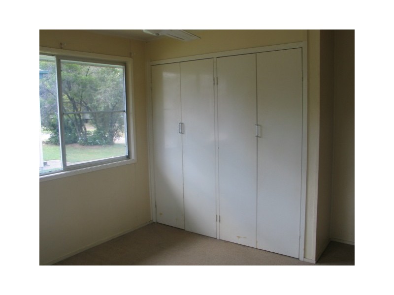4  PURVIS COURT, Dysart QLD 4745