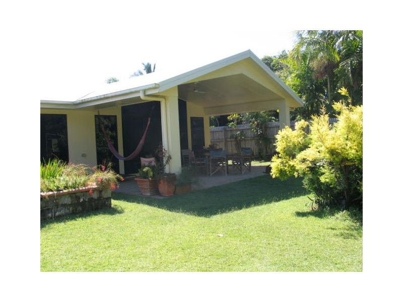13 Urarii Crescent, Shoal Point QLD 4750