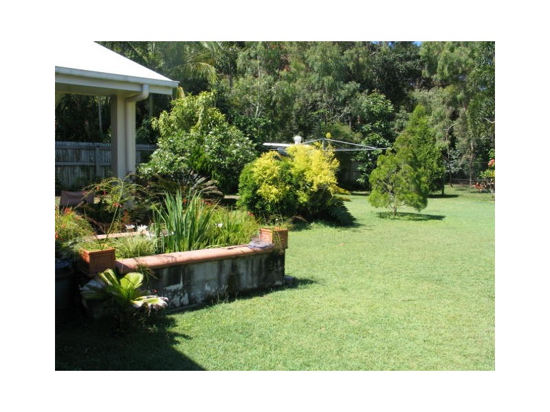 13 Urarii Crescent, Shoal Point QLD 4750