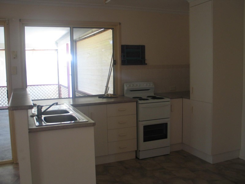 6 ZAMIA COURT, Andergrove QLD 4740
