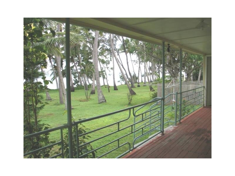 14 OCEAN AVENUE, Slade Point QLD 4740