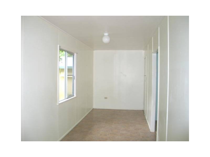 14 OCEAN AVENUE, Slade Point QLD 4740