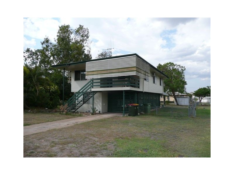 17 SCOTT, Dysart QLD 4745