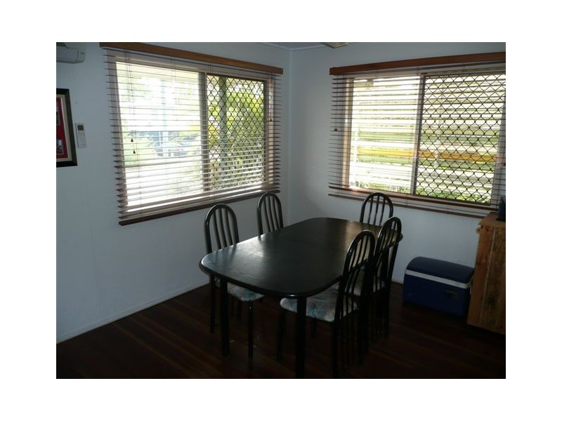 17 SCOTT, Dysart QLD 4745