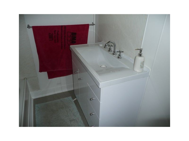 17 SCOTT, Dysart QLD 4745