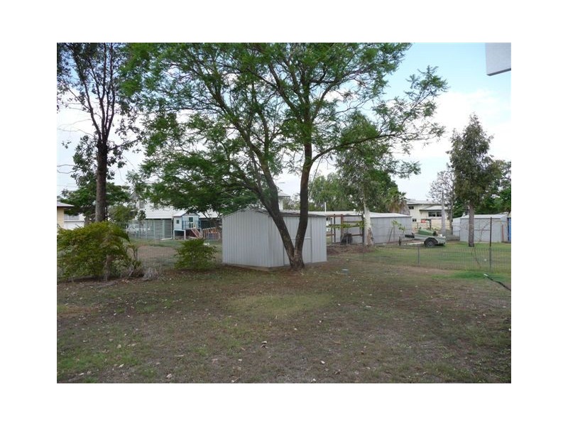 17 SCOTT, Dysart QLD 4745