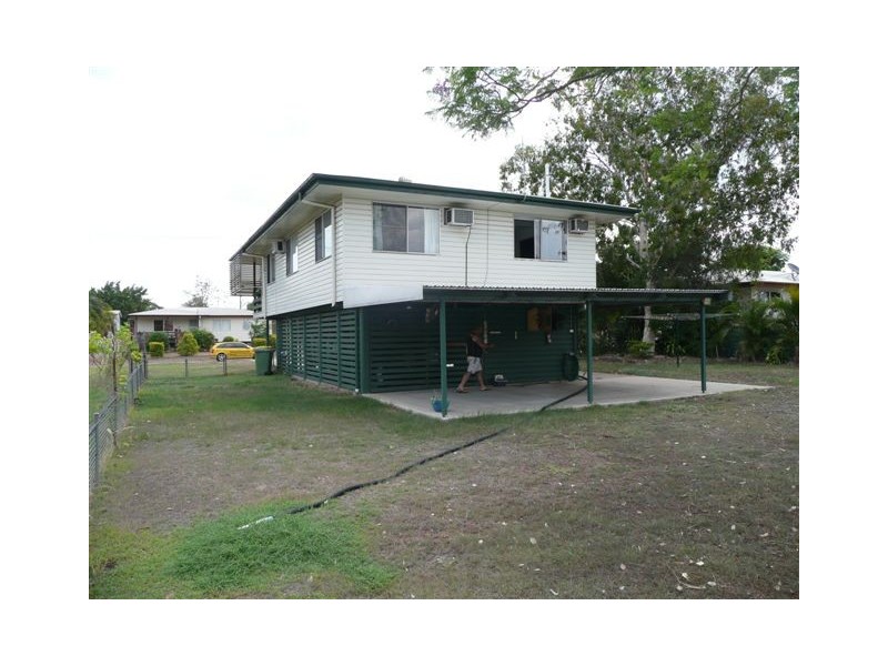17 SCOTT, Dysart QLD 4745