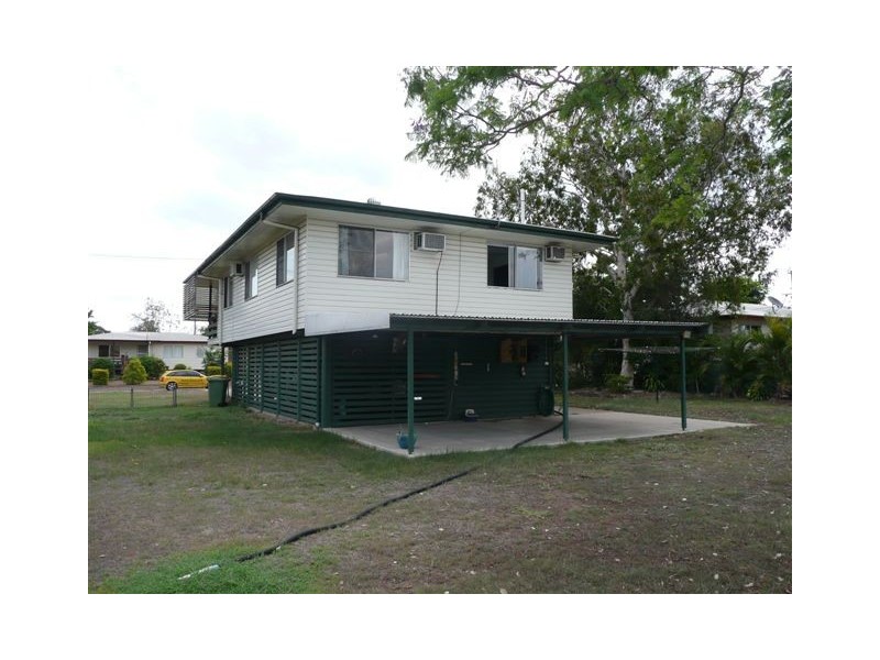 17 SCOTT, Dysart QLD 4745