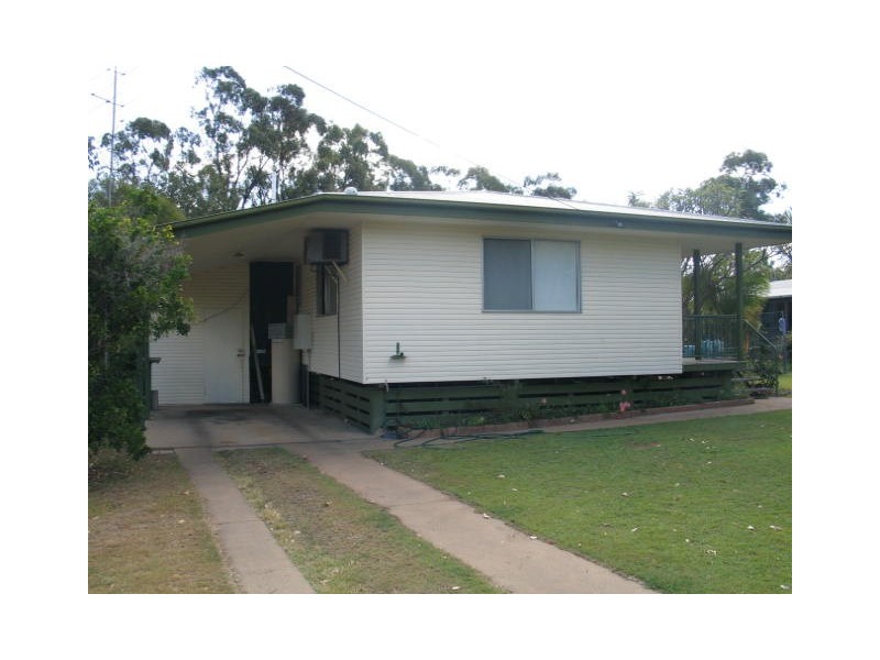 57  BERESFORD, Dysart QLD 4745