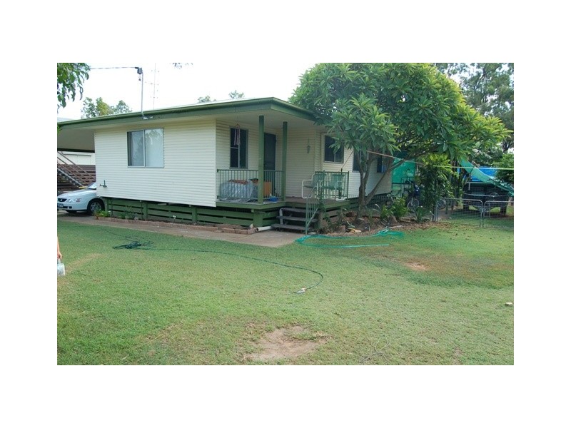 57  BERESFORD, Dysart QLD 4745