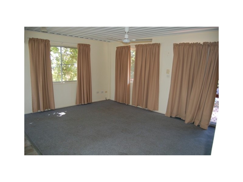 13 CONNORS STREET, Dysart QLD 4745