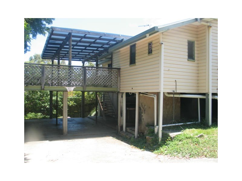 9 Albatross Street, Slade Point QLD 4740