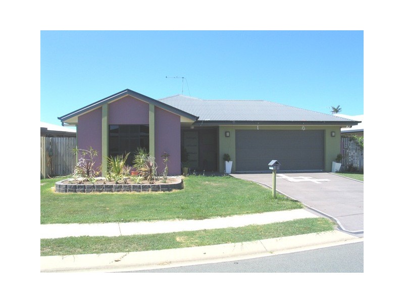 5 Sunseeker Court, Blacks Beach QLD 4740