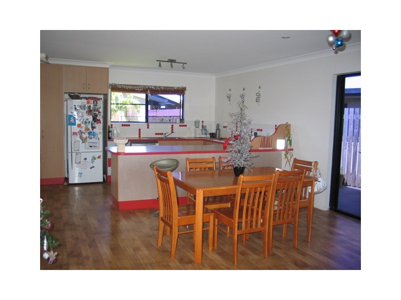 5 Sunseeker Court, Blacks Beach QLD 4740