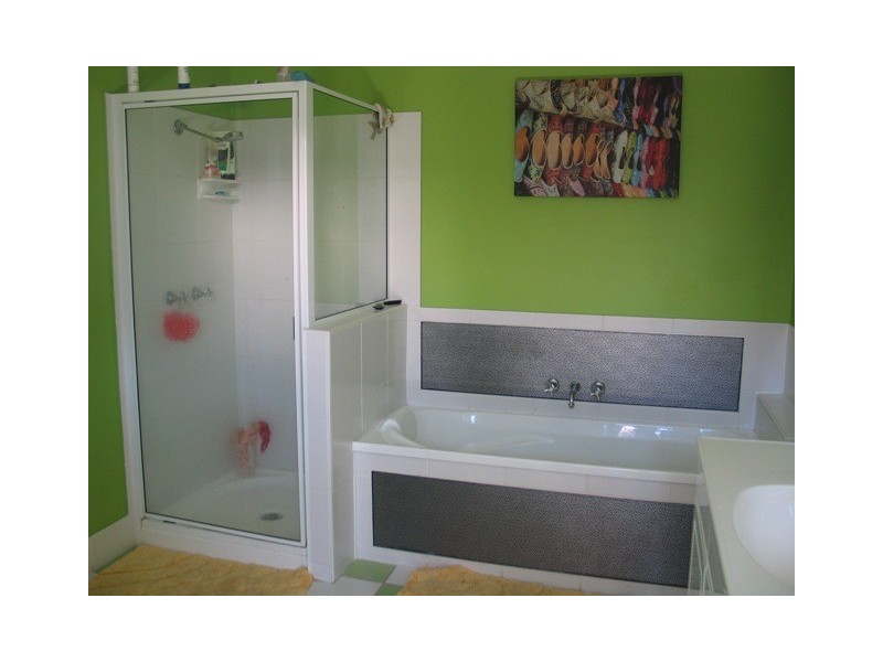 5 Sunseeker Court, Blacks Beach QLD 4740