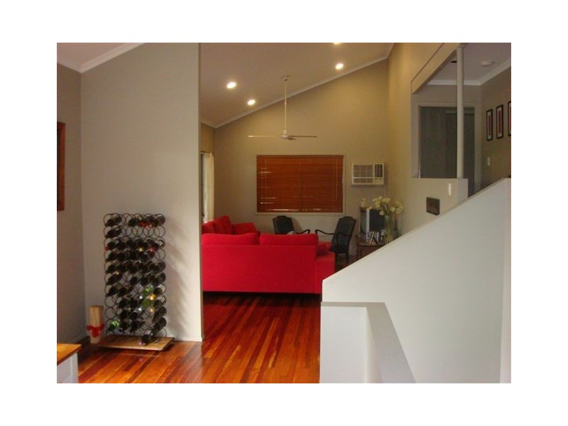 32 AMSTEAD, Eimeo QLD 4740