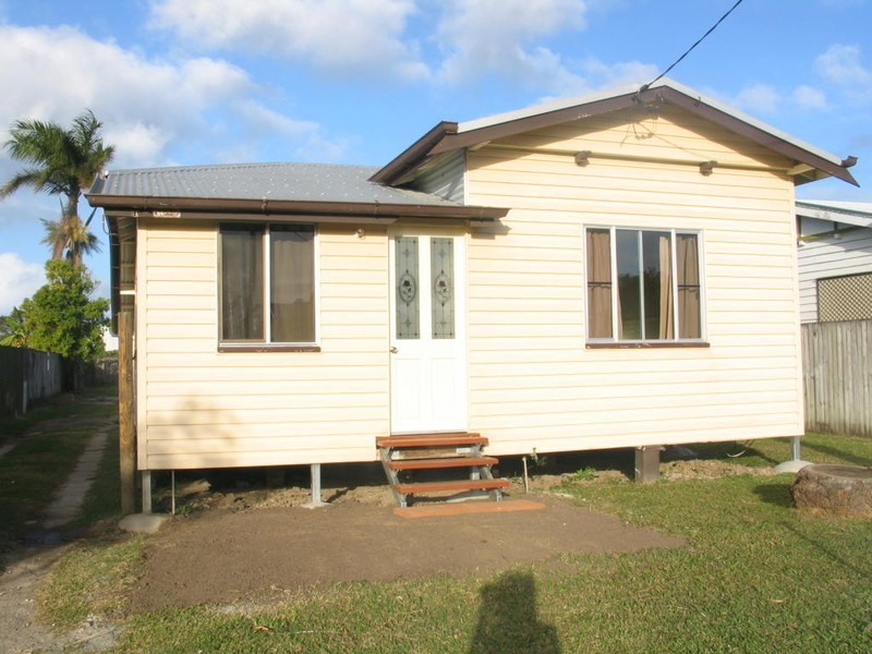 10 Thornber Street, North Mackay QLD 4740