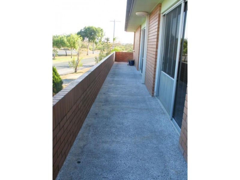 40 Binnington Esplanade, East Mackay QLD 4740