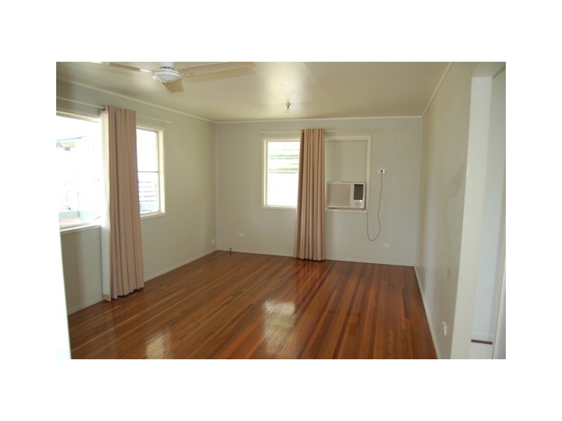 40 SINGLETON STREET, Dysart QLD 4745