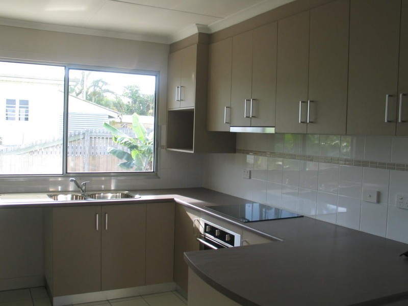 11 Creek Street, North Mackay QLD 4740