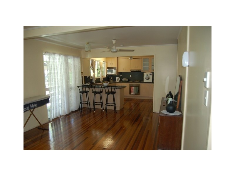 3 FRASER COURT, Dysart QLD 4745