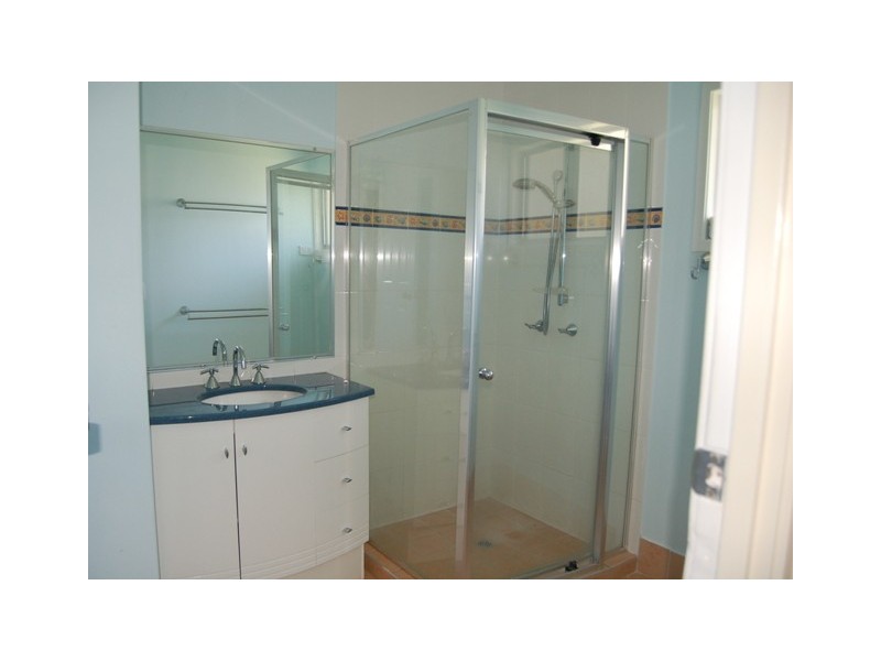 5 MIDDLE CRESCENT, Dysart QLD 4745