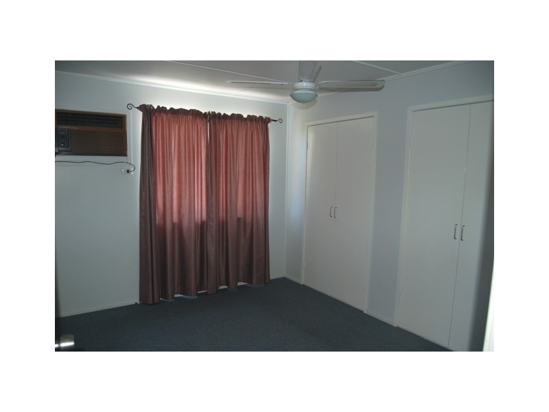 5 MIDDLE CRESCENT, Dysart QLD 4745