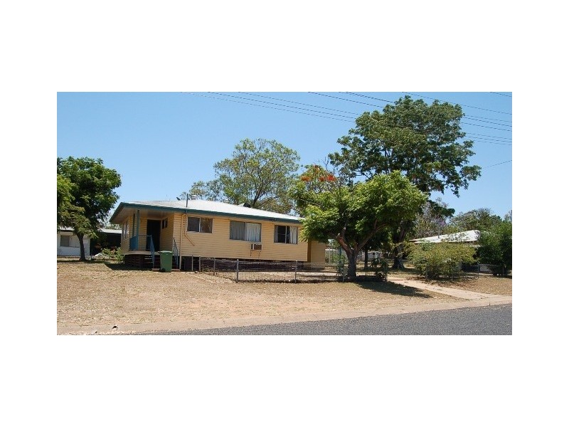 2 CRAWFORD STREET, Dysart QLD 4745