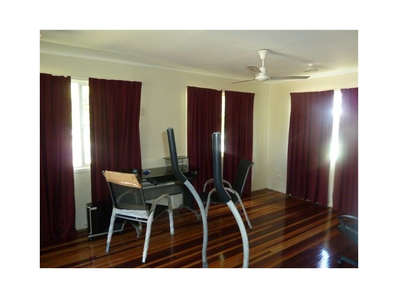 2 CRAWFORD STREET, Dysart QLD 4745